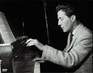 Saucer omfattende Udgravning Aldo Ciccolini (Piano) - Short Biography [More Photos]