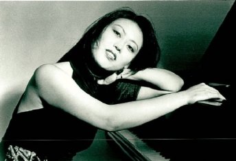 Book Review: The Soloist - Dr. Pianist Makiko Hirata DMA