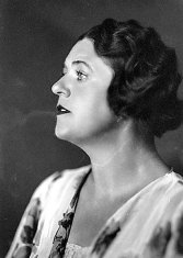 Lotte Lehmann (Soprano) - Short Biography